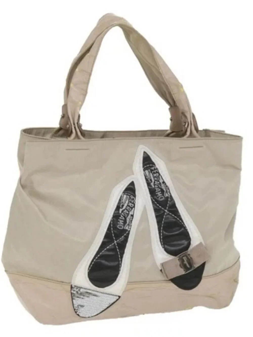 Salvatore Ferragamo Shoulder Bag Nylon patent leather Beige Auth ti1318